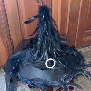 Dramatic Witch Hat Open to offers! 🧙🏼‍♀️